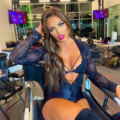 (Male) this an account to admire wwe aew and tnt divas
