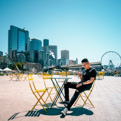 EricNgo19's profile picture. 