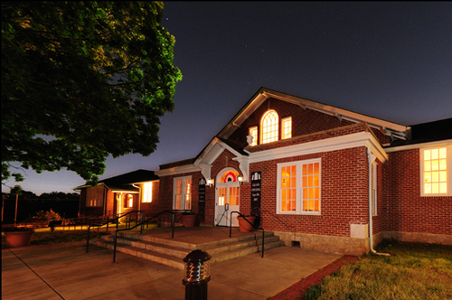 A gathering place for art, education, recreation & community building serving long time residents and refugee newcomers in greater DeKalb County.