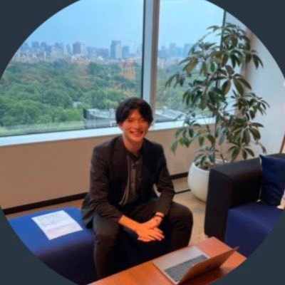 レン【筋トレ FX 投資家】 ⭐️3ヶ月で人生変わります⭐️ 仕事を辞め、【3ヶ月】本気で勉強📝 ・ 今FXだけで生活📲 ・ 空いた時間は、筋トレに充てています💪 地道な努力が結果に繋がる🏃♂️ #筋トレ #読書 #投資家 #投資 #朝習慣 お問い合わせ公式LINEにて↓