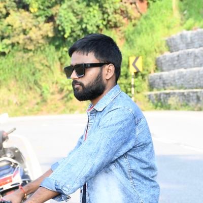 Balramk96533417's profile picture. ज़िंदगी लम्बी नहीं बड़ी होनी चाहिए