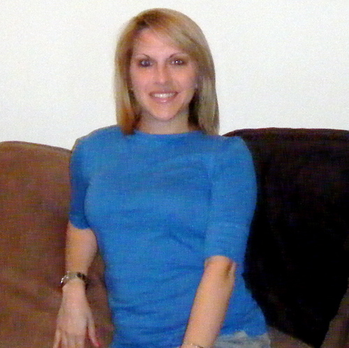 Teacher. Christ Follower. Secretly pretend to be a Cookie/Cupcake designer. Sports Lover.