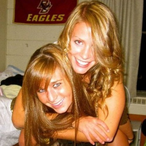 LindsHowe's profile picture. 