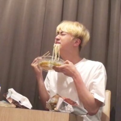 makiyu1030's profile picture. 