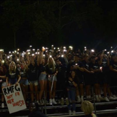 Official twitter of the Shelton High School student section. #Finnsup #NOMERCY