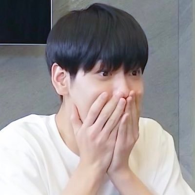 rNTDA0xZxbp4N5U's profile picture. 