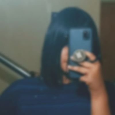 i like anime and skincare .
i come over here to vent.