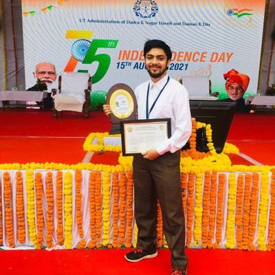 studentsstands's profile picture. 