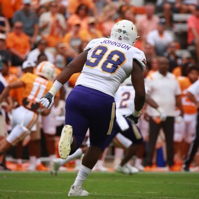 6’4 285#JUCOPRODUCT student-athlete @ Tennessee Tech University