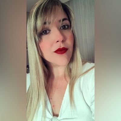 “Os homens embarcam nos trens, mas já não sabem mais o que procuram.”