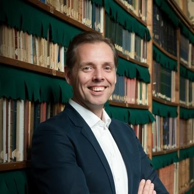 Curator of Library Collections Rijksmuseum | https://t.co/W0HRCLRsDn | https://t.co/vrWdLkZbwv | Instagram: Beatnikbibliographer