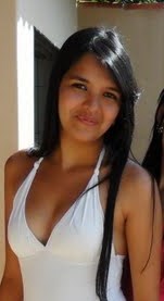 A sua cabeça e a mente é que dizem quem você é , e não o que você aparenta por ser por fora , então só fale da minha vida quando a sua for um exemplo ;)