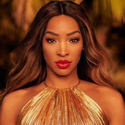 HerRoyal26's profile picture. 📚📚📖