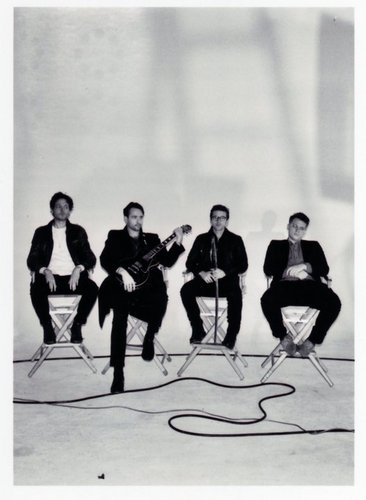 Spacecamp is based in NYC. The lineup consists of Jon Wiley (vox/guitar), Steven Mertens (bass/vox), Chris Egan (drums), & James Beresford Pollis (guitar/vox).
