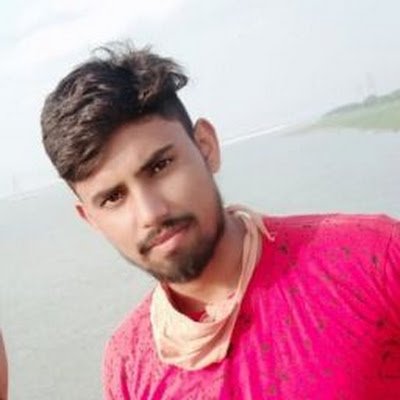 SUMITSA84798021's profile picture. I’m not smart. I just wear glasses.