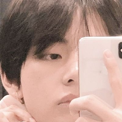 Marvilin05's profile picture. شخص يؤمن بالأحلام✨🎀