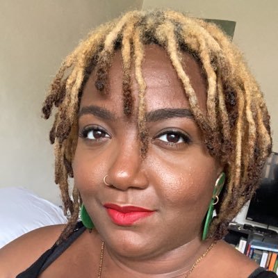Ariel_CWilliams's profile picture. Giving women the tools to tell their stories. Writer. Author. Safe Space Curator. Wassup, Sis?!