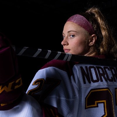 this is the way I live ~ Gopher Women’s Ice Hockey #27