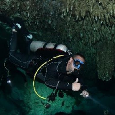 Follow us on our scuba and spearfishing journey through life. No politics, no religion, only salty fun! Just jumped back on twitter.. many cool photos to come
