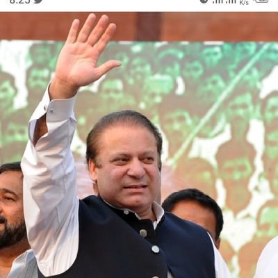 athar_shagufta's profile picture. 