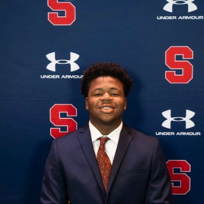 Class of 2024 RB 5’10 211lbs #26 Archbishop Stepinac NY📍 Honor roll student (3.8 GPA📚) 4.5 40 yd dash 285 bench 435 squat email : lorenzor0819@gmail.com