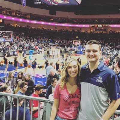 Co-Host of the @ZagTalk podcast | Contributor at https://t.co/96rxacV50F @TheZagaholic | Dog Dad x2 (Remi Barkamus and Perry) | tweets my own #GoZags