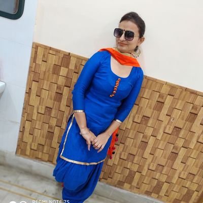 Hardeep94017013's profile picture. Editor and Content writer 
Living in my indestructible bubble of happiness...  Adventures & Cute too...