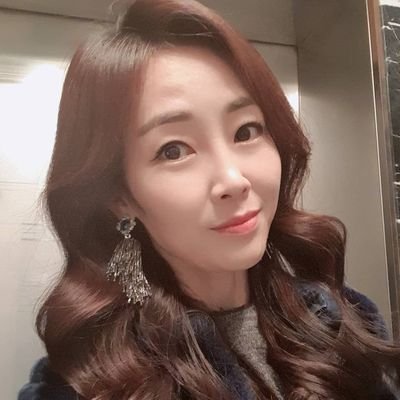 CheongJina's profile picture. 생물 의학 엔지니어
저는 한국에서 왔지만 영국에 살고 있습니다.