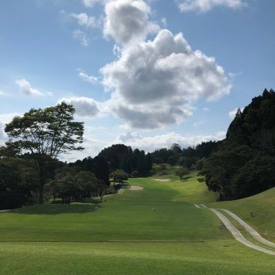 「世界平和祈願」🍀 趣味、ゴルフ🏌️‍♂️⛳️。90を切るため練習練習ラウンドラウンド✨スロット🎰は引退。YouTubeで演者を応援📣