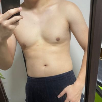 guttou12345's profile picture. 165/65/27 筋トレしてます…