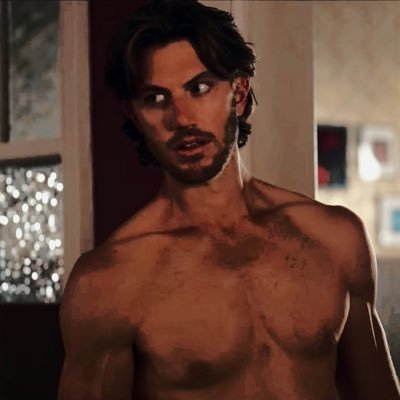⠀❪⠀Owner of record label.⠀❫ ⠀⠀⠀⠀❝ He was the show, I was the showman.❞ ⠀⠀⠀⠀ 『Another wolf of #𝐖𝐚𝐥𝐥𝐒𝐭. Parody. Not real.』 ⠀⠀⠀⠀