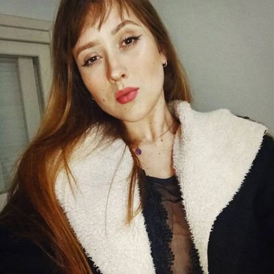 Débs, a dona da razão. Se não for me transbordar, não me enche ✨
