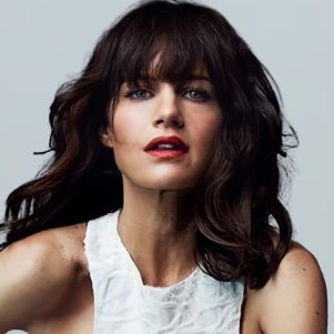 Your ultimate fansite source dedicated to Carla Gugino. Providing you with the latest news, photos and more!⠀⠀⠀⠀⠀⠀⠀⠀ follow Carla: @carlagugino
