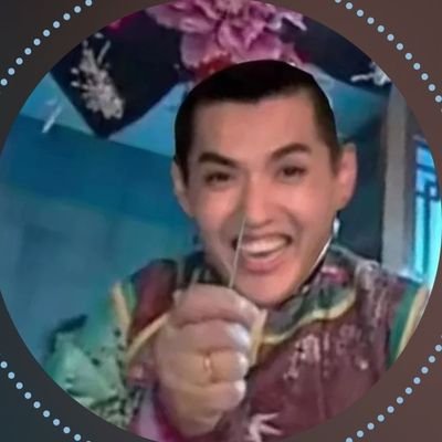 DiexterLi's profile picture. An chinese want to understand the world.