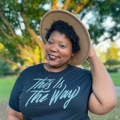 ✨ Your favorite fangirl✨ 🔌 Movie & TV plug 🦸🏾‍♀️ Blerd. Marvel. Geek style. A believer of #fanwithnoshame. Squad up.