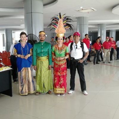 Travel Writer/Blogger, Tour Organizer/Guide, Freelance Non Formal Educator
https://t.co/OFNMazFX0U