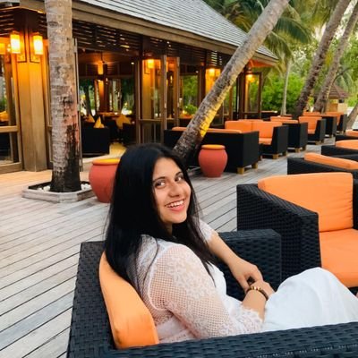 jisha_aj's profile picture. Copywriter | Marketing & PR professional | Media enthusiast | Poet | Bibliophile | Coffee addict