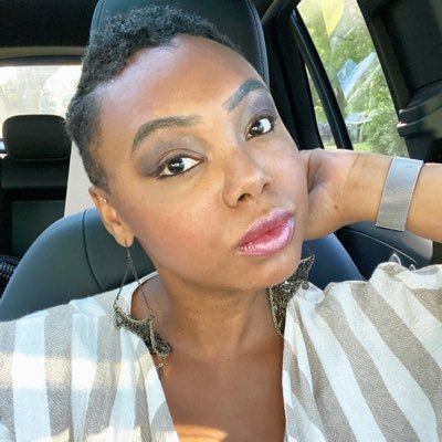 Licensed Cosmetologist ✂ Hair Educator - Tapered cut queen - Texture Specialist - I SLAY ALL DAY! ¯\_(ツ)_/¯ https://t.co/8wVpdtsiTx   314-527-HAIR (4247)