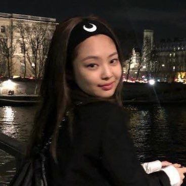 Icaruswallszx's profile picture. - eu não trouxe as estrelas, @Lulumi91, perdi o prêmio? (a/ela/-a)