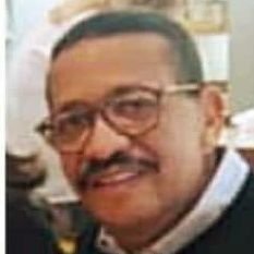 EdgarRo58171544's profile picture. Hay quienes no pueden imaginar un mundo sin pájaros; hay quienes no pueden imaginar un mundo sin agua; soy incapaz de imaginar mundo sin libros.