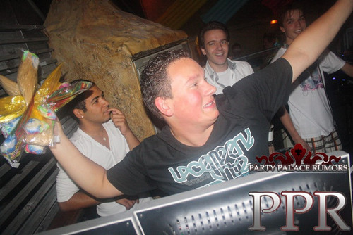Dj bij Uitgaanscentrum Jinx Veendam
