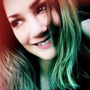 Che85434765's profile picture. 