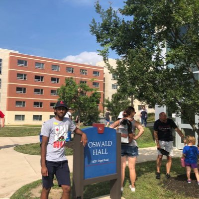 tdillydilly's profile picture. ku ‘24