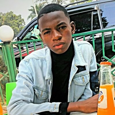|Artiste/humoriste From/DRC🇨🇩
•Instagram•YouTube•Tiktok• Facebook• Aminhy_mashinda