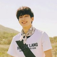 ^_−☆ (@chocojunnie) 's Twitter Profile