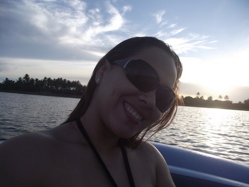 Queira viver, viver melhor, viver sorrindo e até os cem. Tô feliz, to despreocupado, com a vida eu to de bem