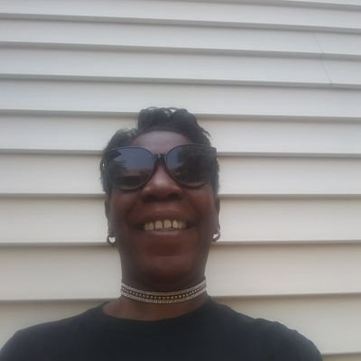 sandrafrogwall1's profile picture. 