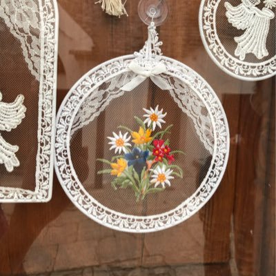 MBS_handicrafts's profile picture. 手芸専用垢。編み物🧶、刺繍🪡など楽しんでます。動植物🕊、宇宙💫、数学±にも反応します。フォロー返す器じゃないので🙇‍♀️、こちらに返すことも不要です👍無言フォロー/アンフォロー、無言リスト追加/削除、ご容赦ください。Knitting, Crochet, Needlework, Sawing, etc..