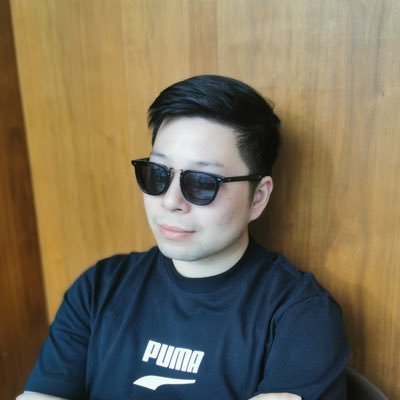 个人喜欢看书,听歌,尤其是欧美的缓调调,其次是看些美剧,爱好篮球羽毛球~~~~~~~~~~ 每当我再听到雨声 我就像听到心底的迷茫 我曾坚持我的梦想 然而那不是岁月里的一声叹息 有了太多的叹息 所以我想拥有一份回忆 别告诉我你早已离开 因为我还有三个字未曾说起 这三个字只为你留着