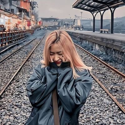 CemreSo38611847's profile picture. 